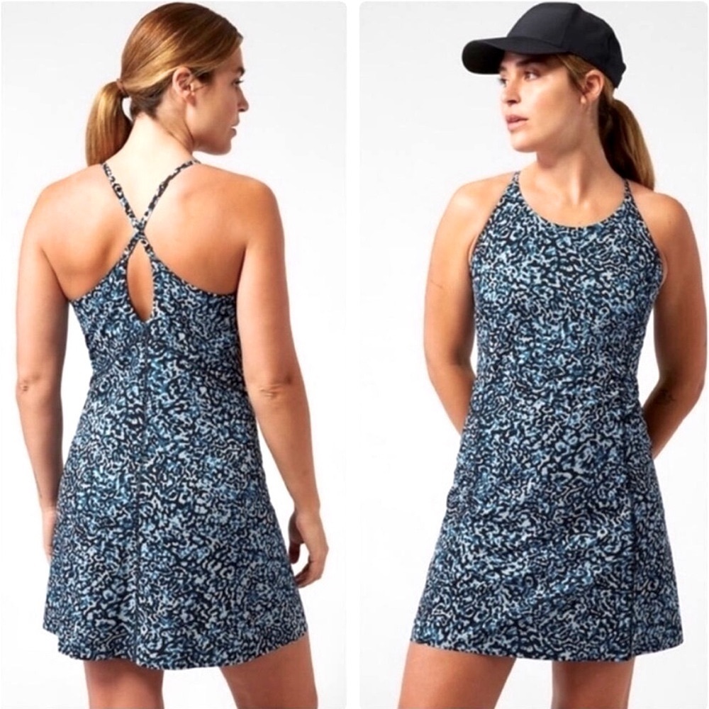 Athleta Infinity Sporty Dress w Shorts Blue Animal Print Tenis Golf Pickleball